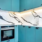 2 Bedroom Near Victoria Station - 3