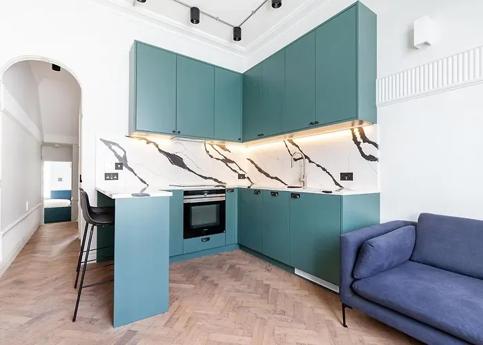 2 Bedroom Near Victoria Station - 3