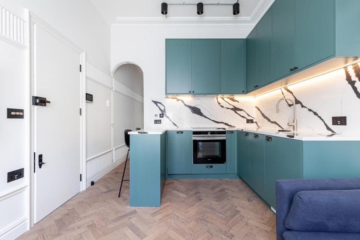2 Bedroom Near Victoria Station - 3 Appartamento